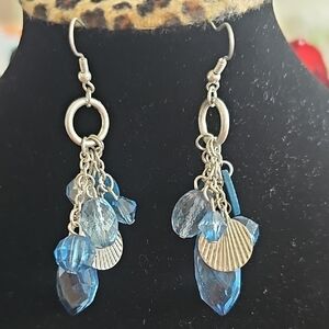 Elegant Silver and Blue Dangle Fashion Jewelry Earrings
